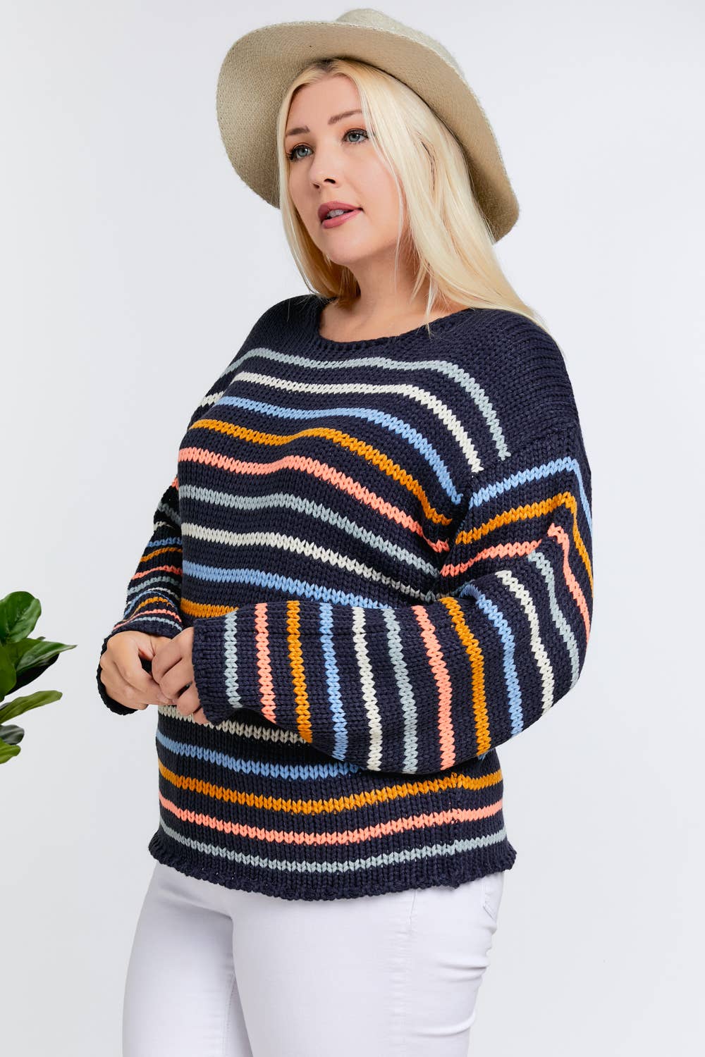 PLUS STRIPE ROUND NECK KNIT SWEATER