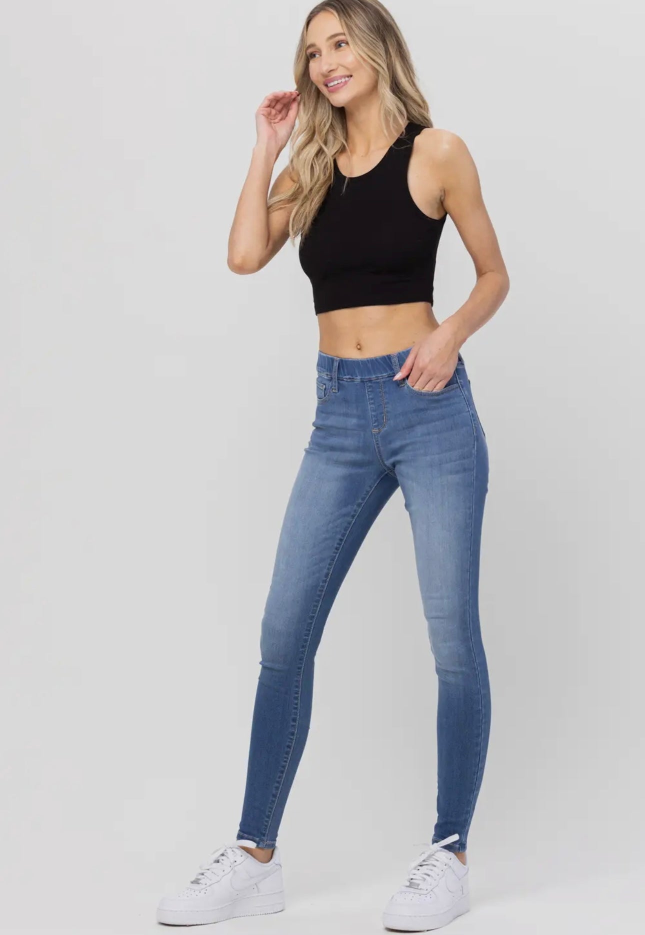 Jelly Jeans Mid Rise Pull On Skinny
