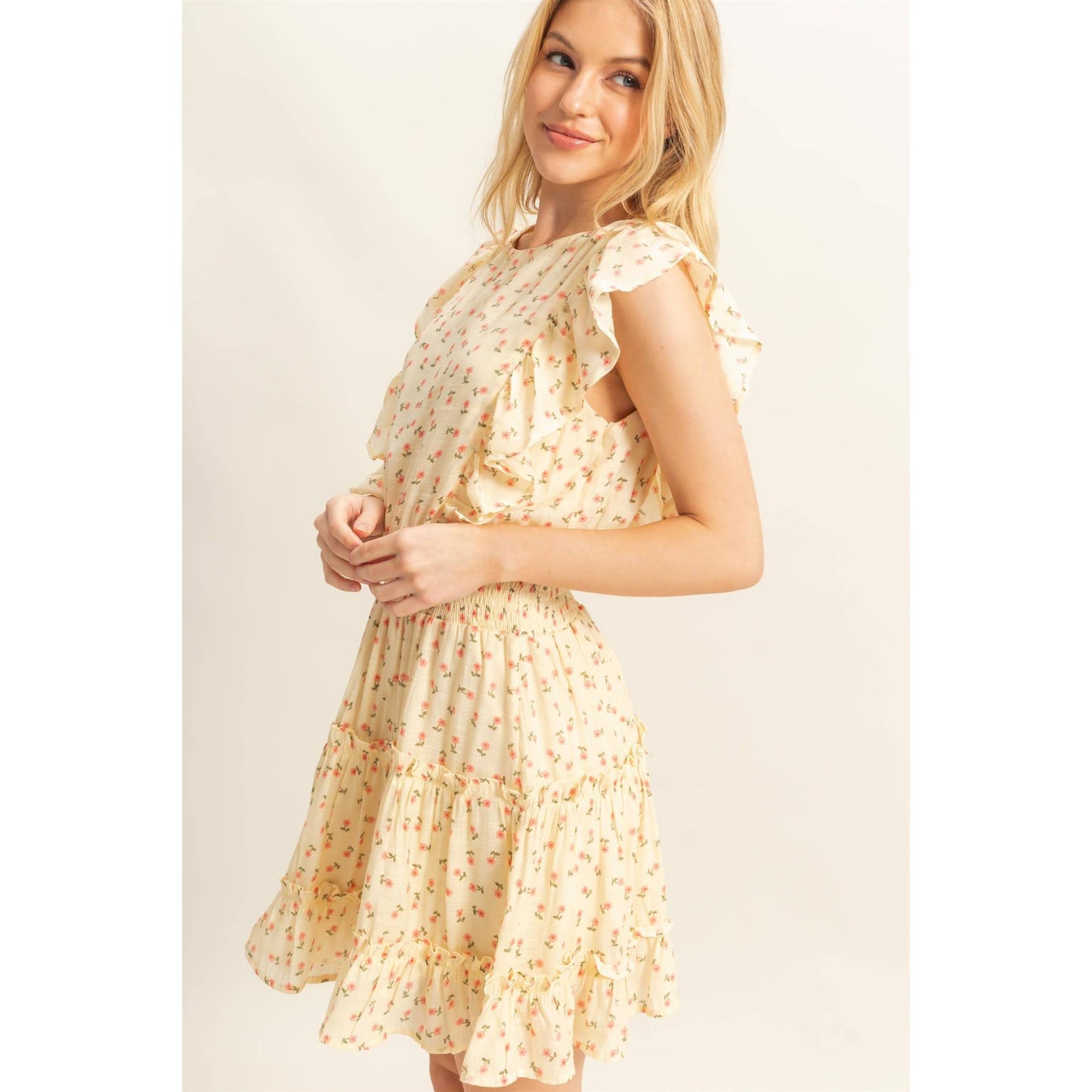 Ditsy Floral Print Ruffle Mini Dress: BUTTER