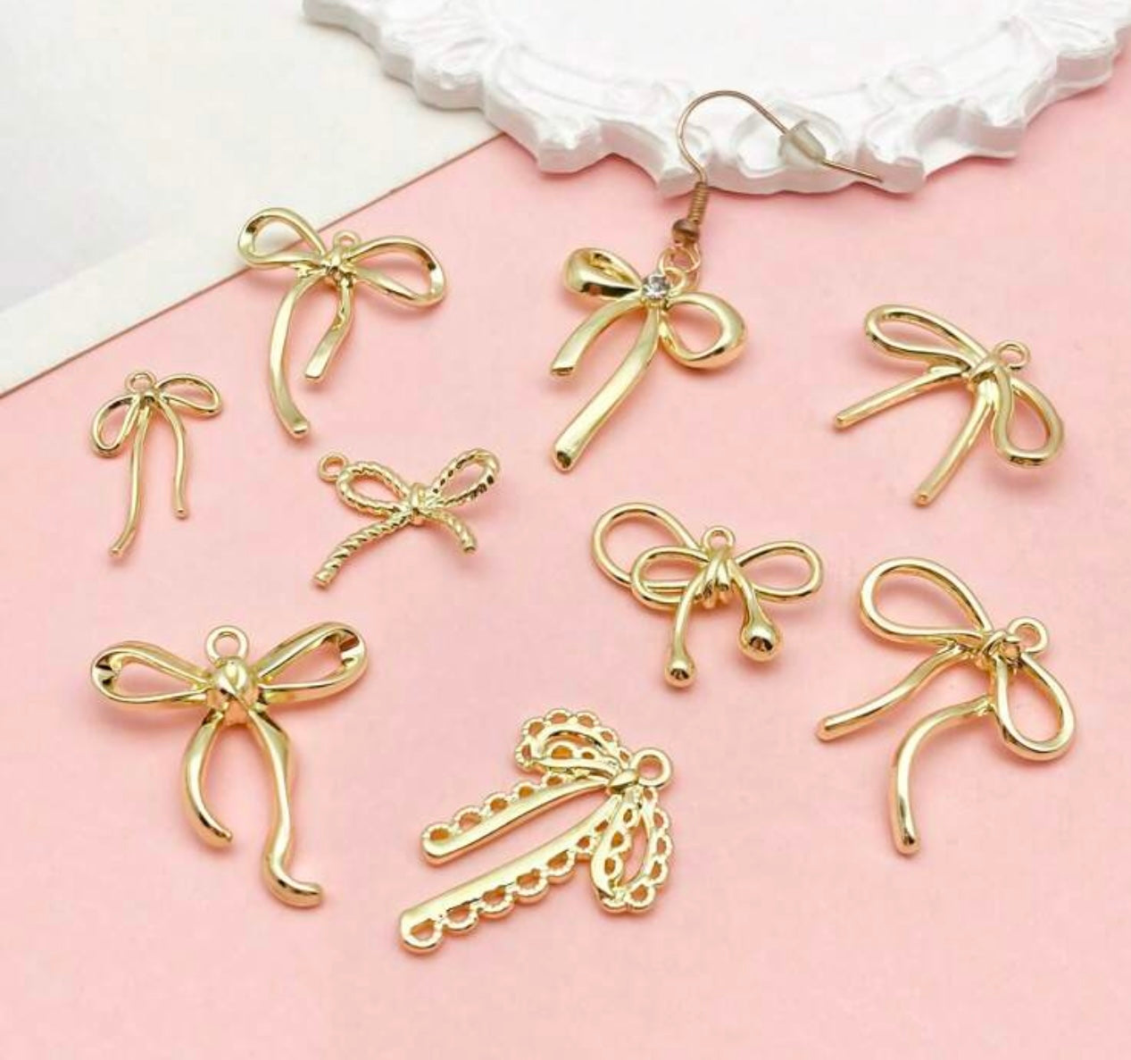 TCB Assorted Gold Bow Charms