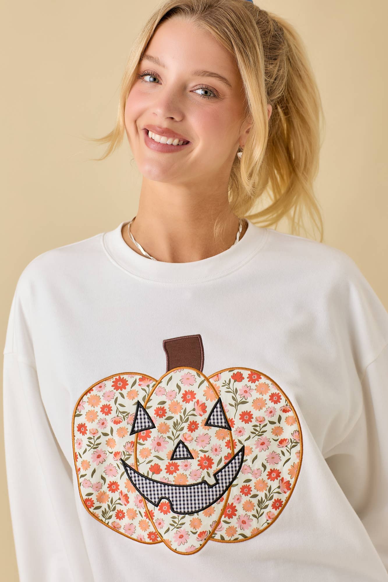 Crewneck With Floral Printed Pumpkin Patchwork