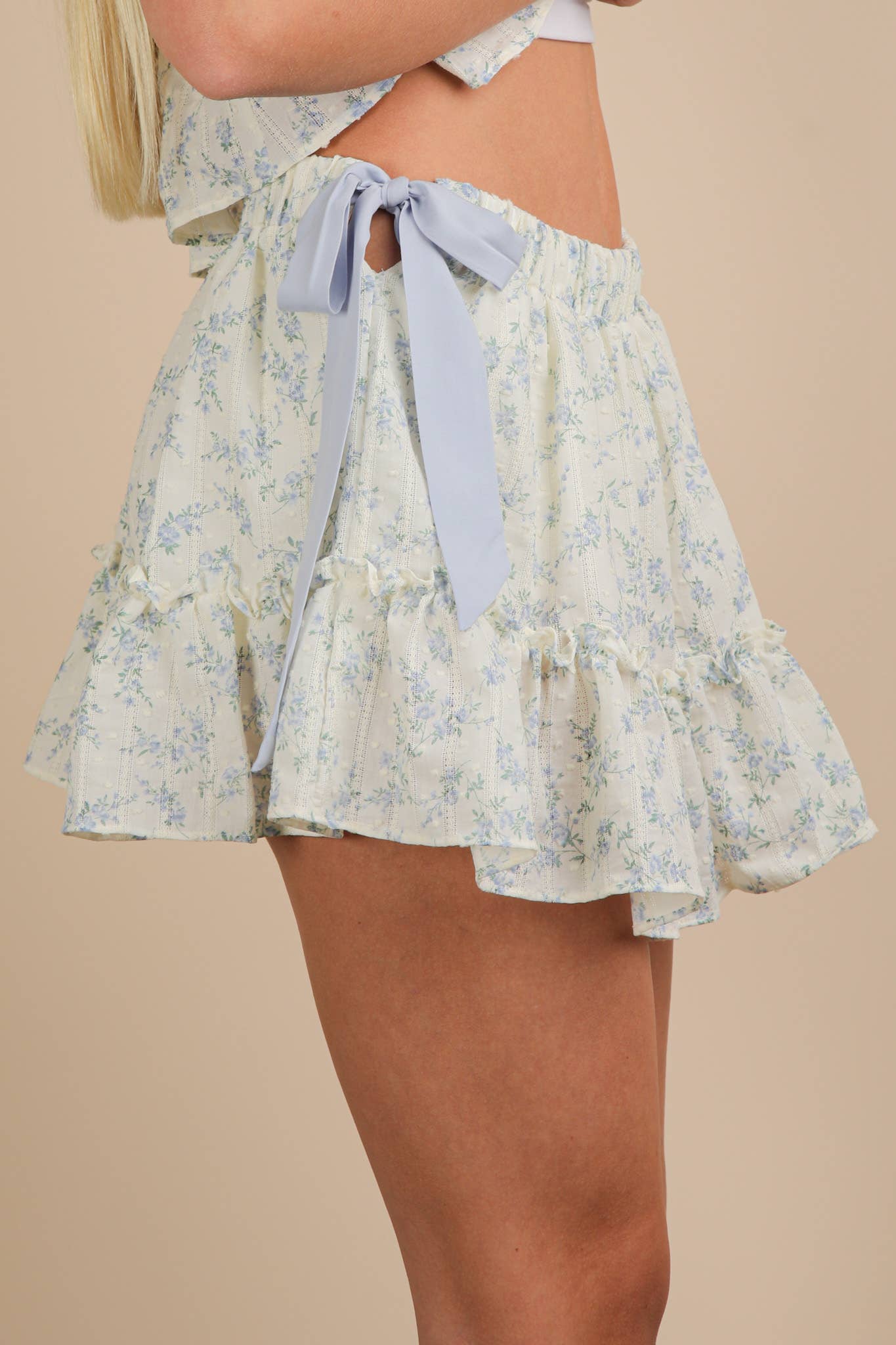 Floral Print Side Bow Mini Skort w Deep V Bow Tie Top Set