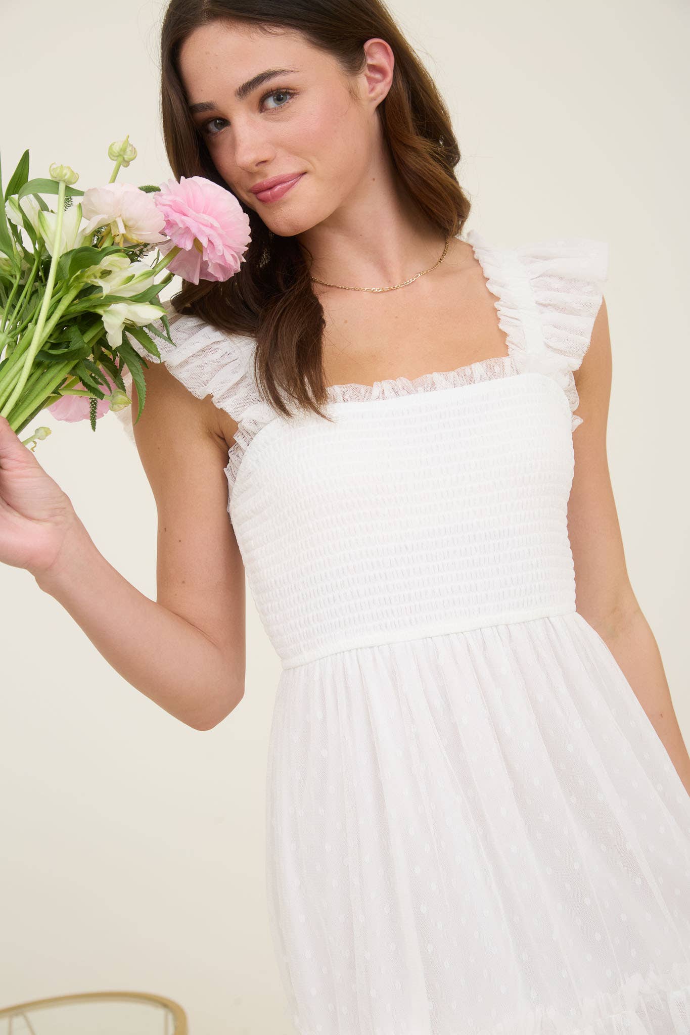POLKA DOT CHIFFON SMOCKED RUFFLE DETAIL MINI DRESS: WHITE