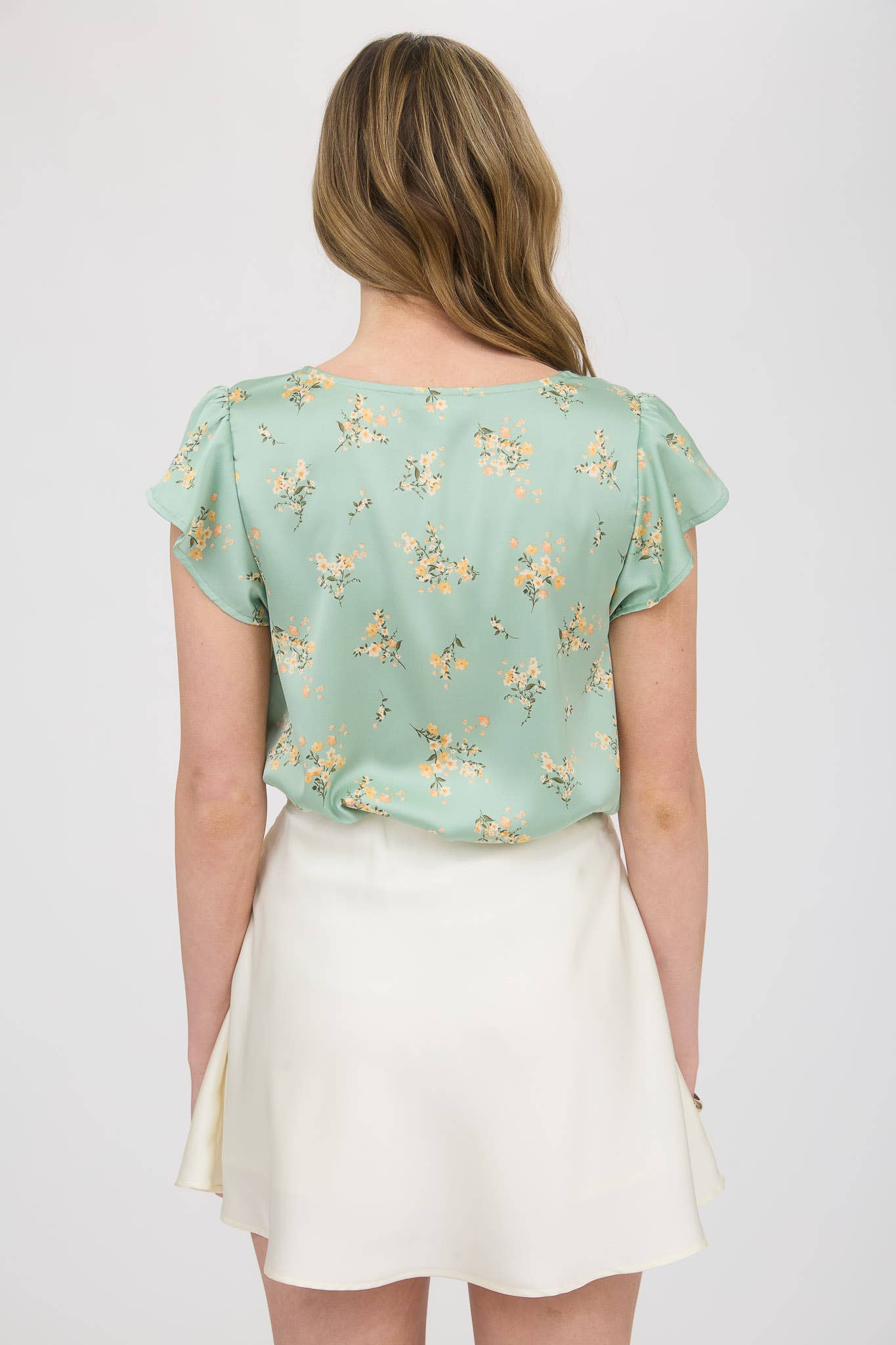 FLORAL PRINT V NECK SCALLOP SATIN BLOUSE: DUSTY MINT MULTI