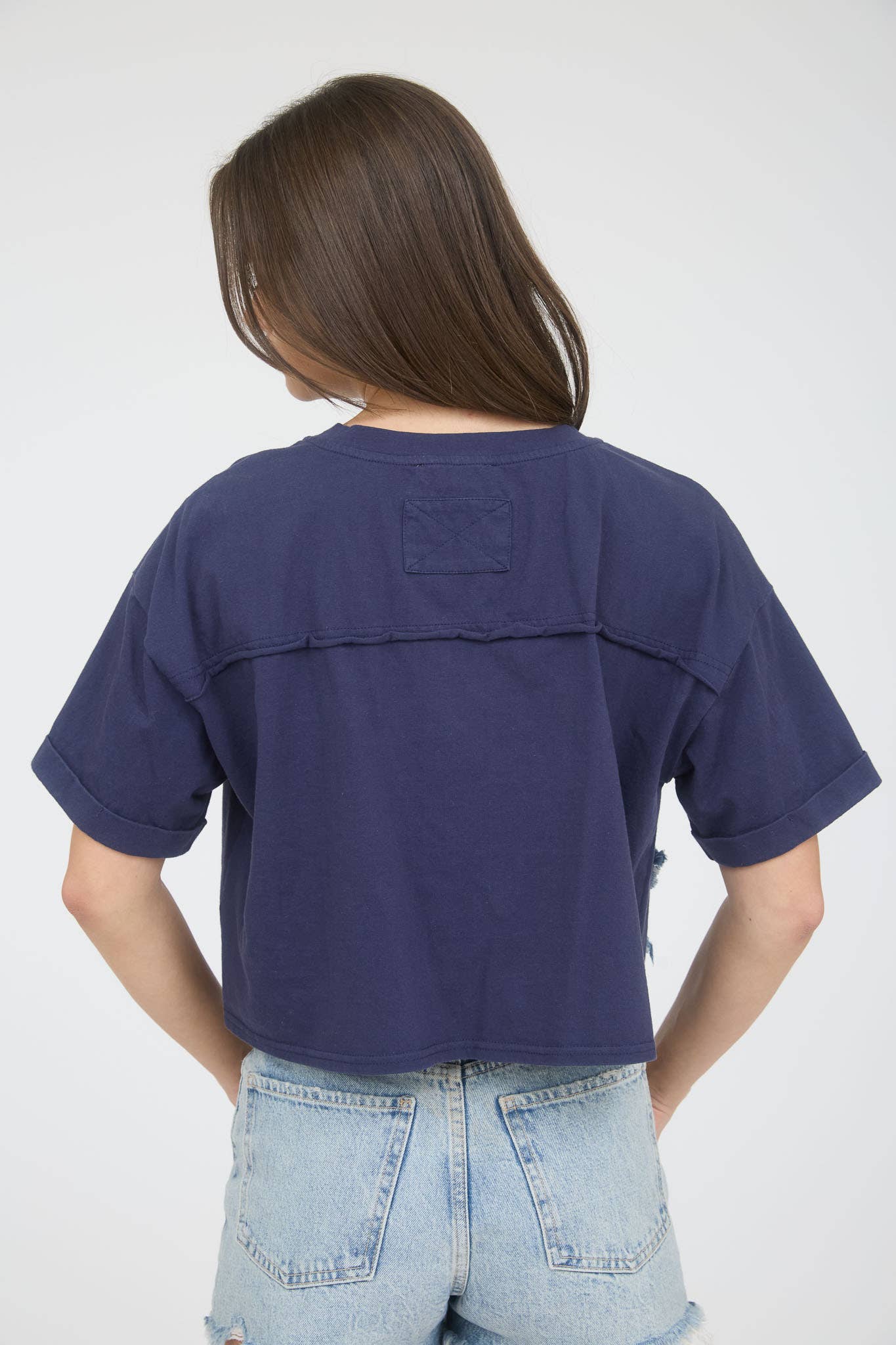 DENIM STAR PATCH SHORT SLEEVE KNIT T-SHIRT: NAVY