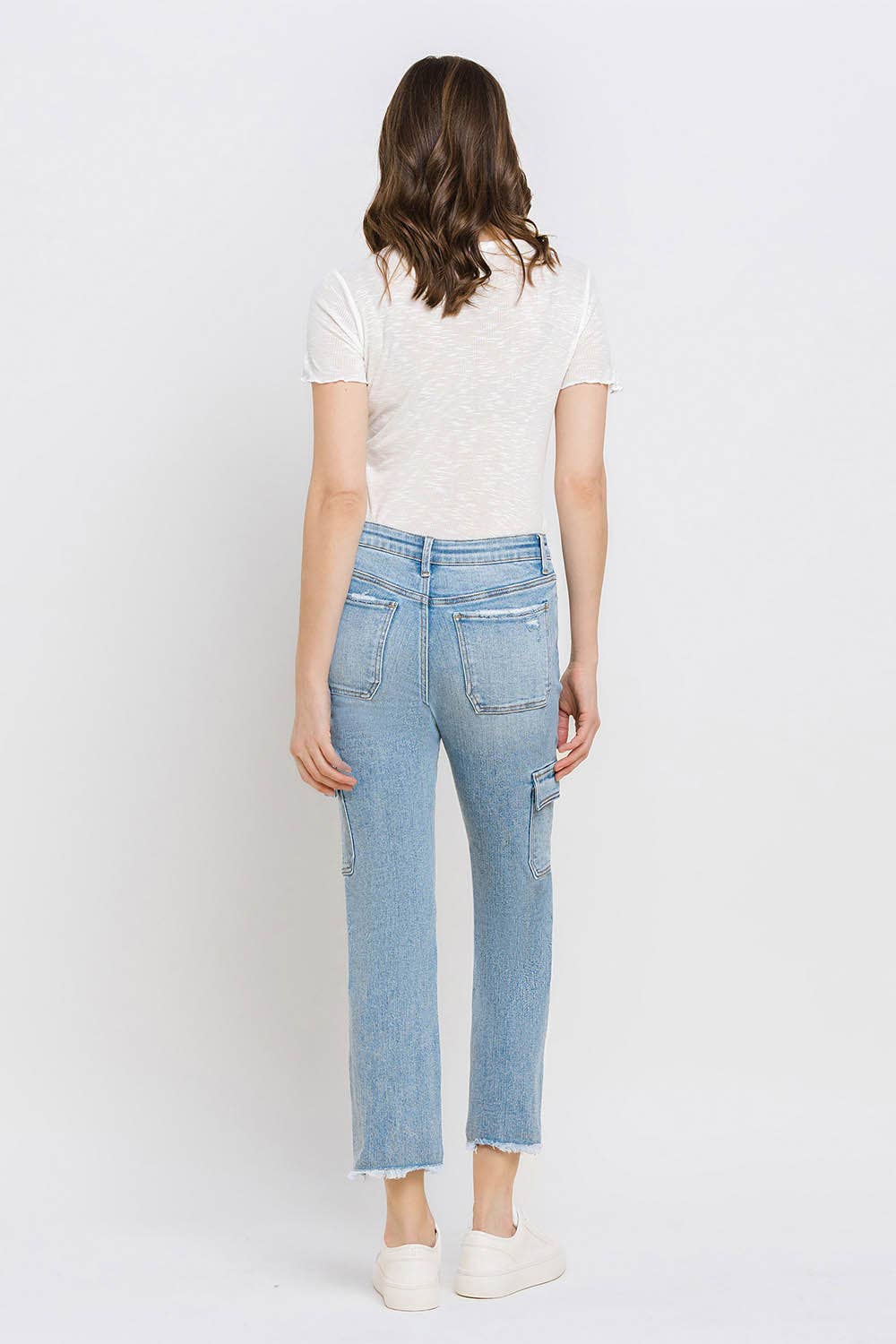 MID RISE SLIM STRAIGHT CARGO JEANS