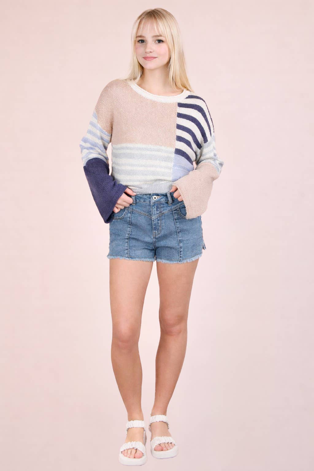 VERY JEAN Washed Frayed Denim Shorts