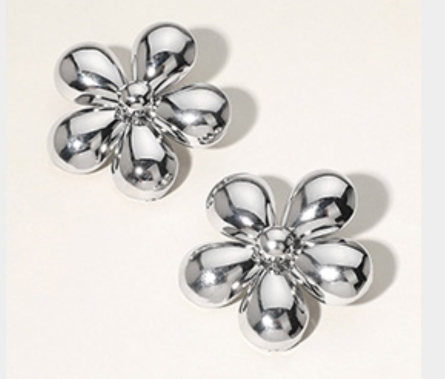 Metal Flower Stud Earrings