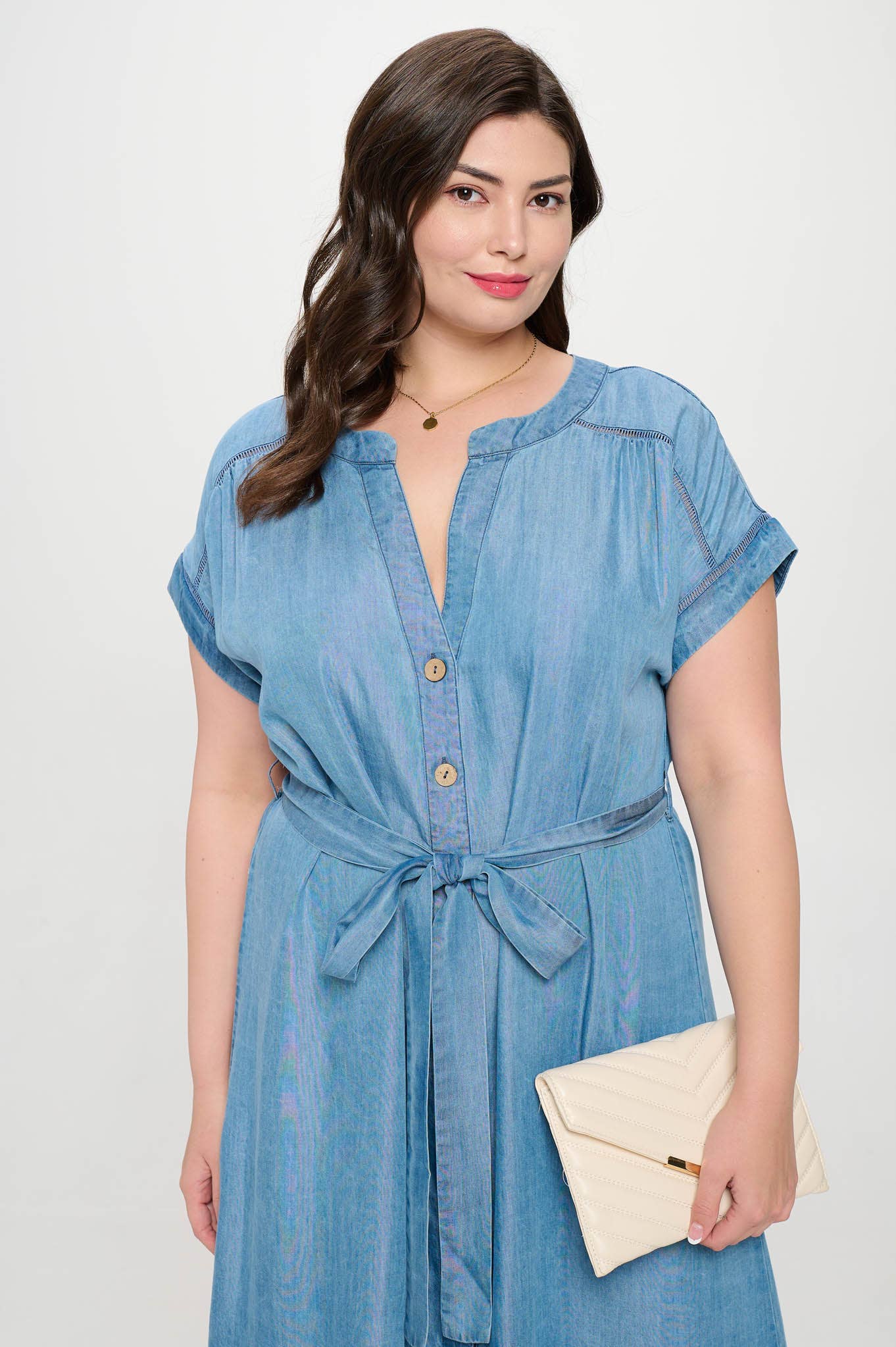 PLUS CHAMBRAY BUTTON DOWN BELTED MIDI DRESS: CHAMBRAY