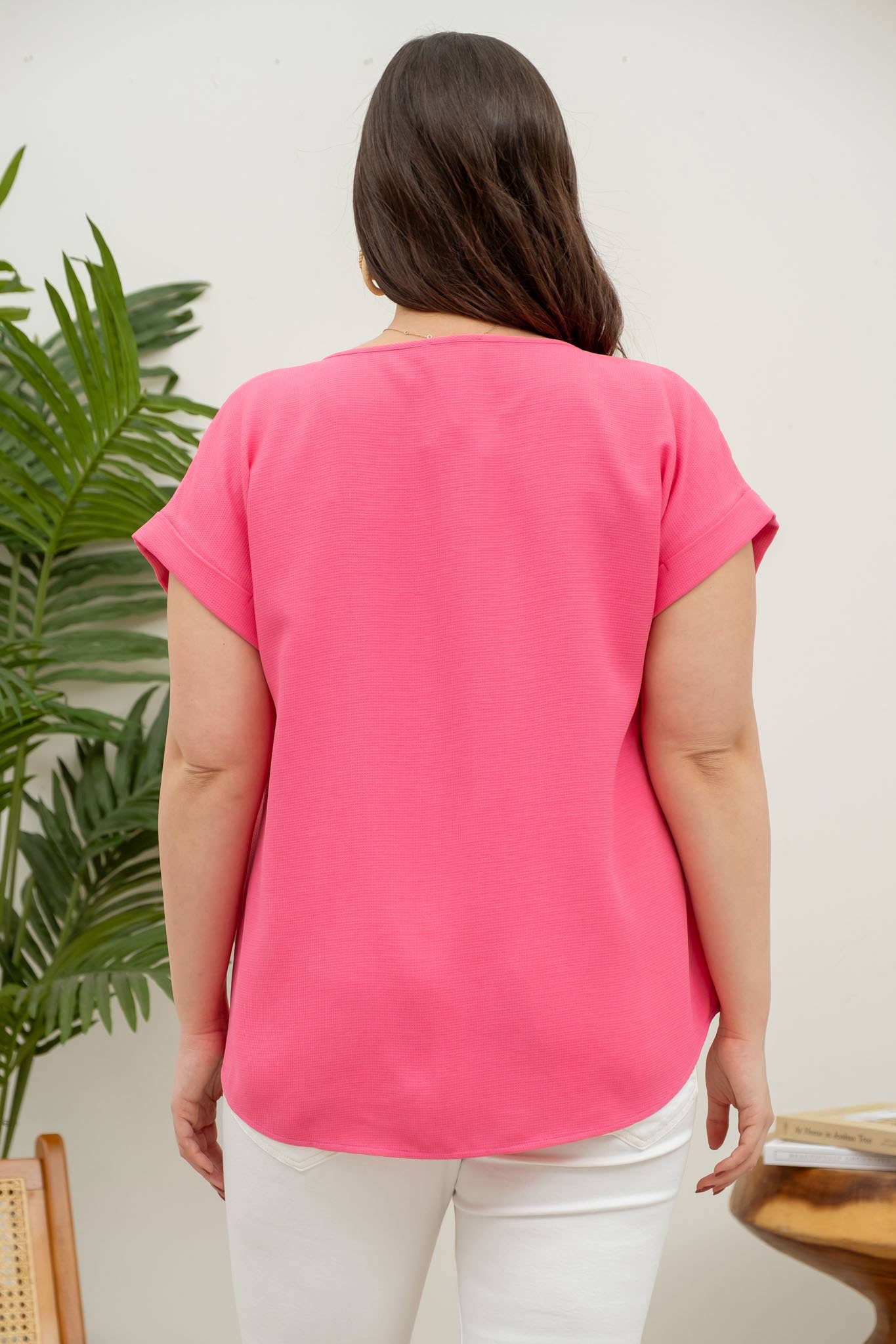 PLUS BUTTON FRONT SHORT SLEEVE WOVEN TOP: PINK
