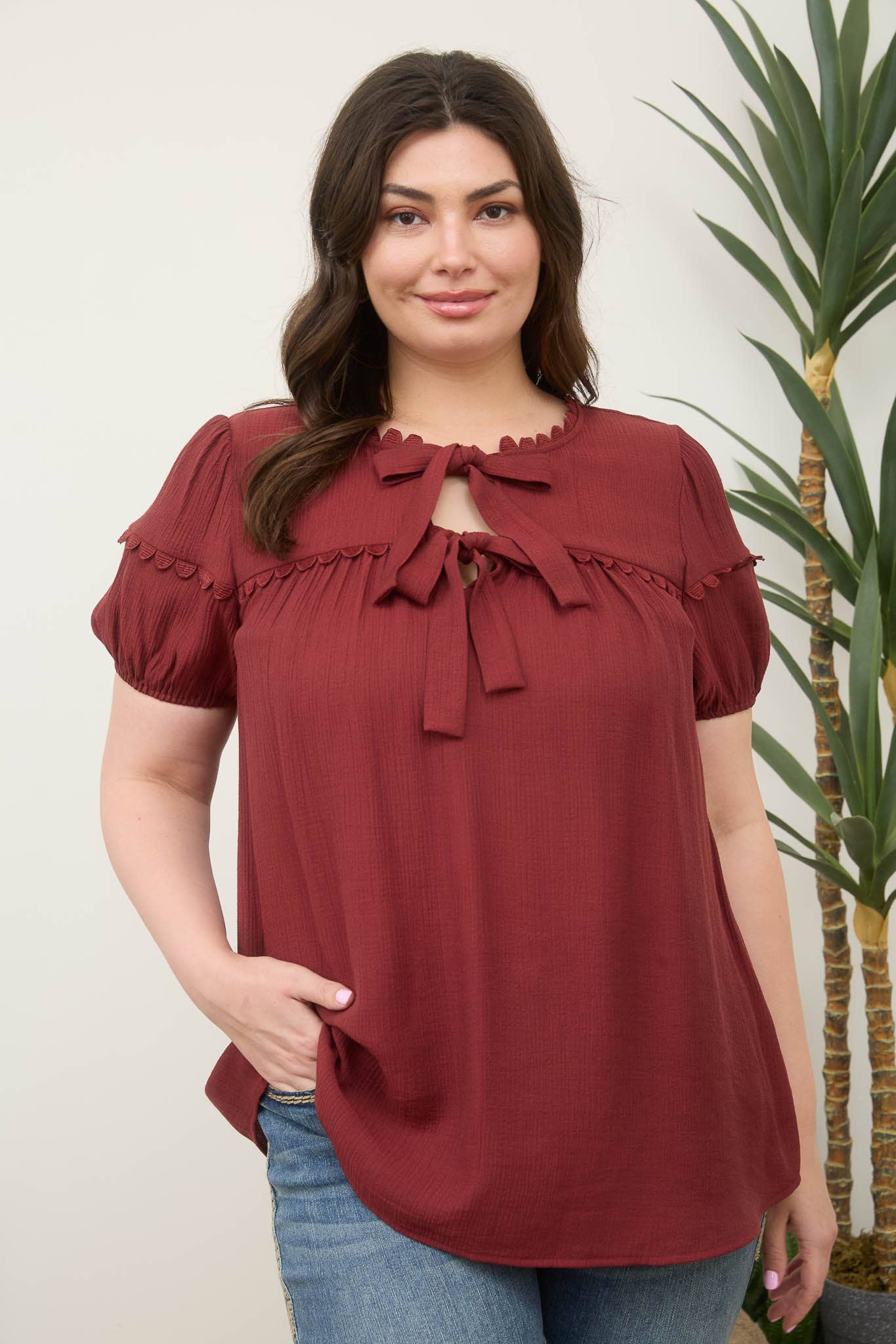 PLUS SCALLOP TRIM FRONT TIE DETAIL PUFF SLEEVE TOP