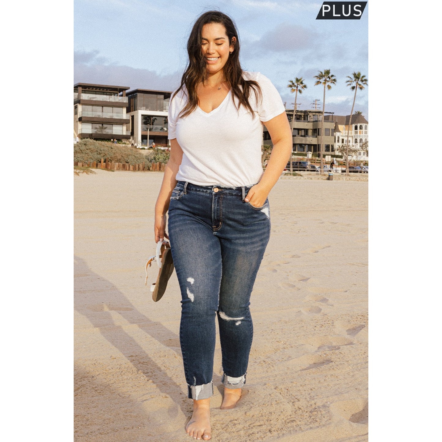 PLUS HIGH RISE DISTRESSED CLEAN CUT CROP SKINNY