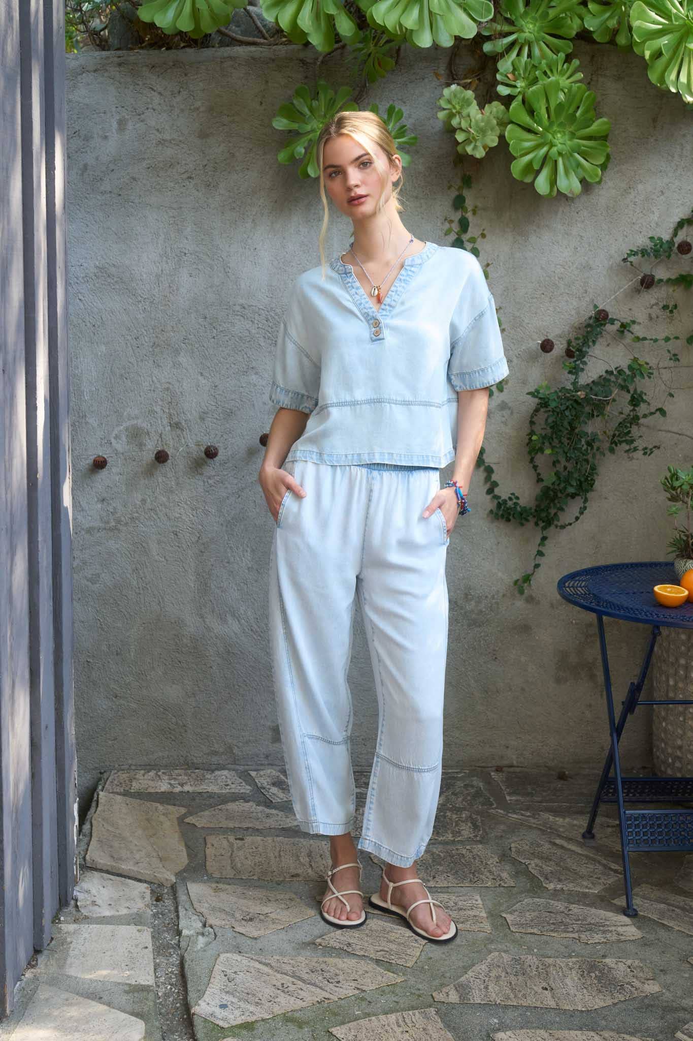 ELASTIC WAIST WASHED DENIM PANTS