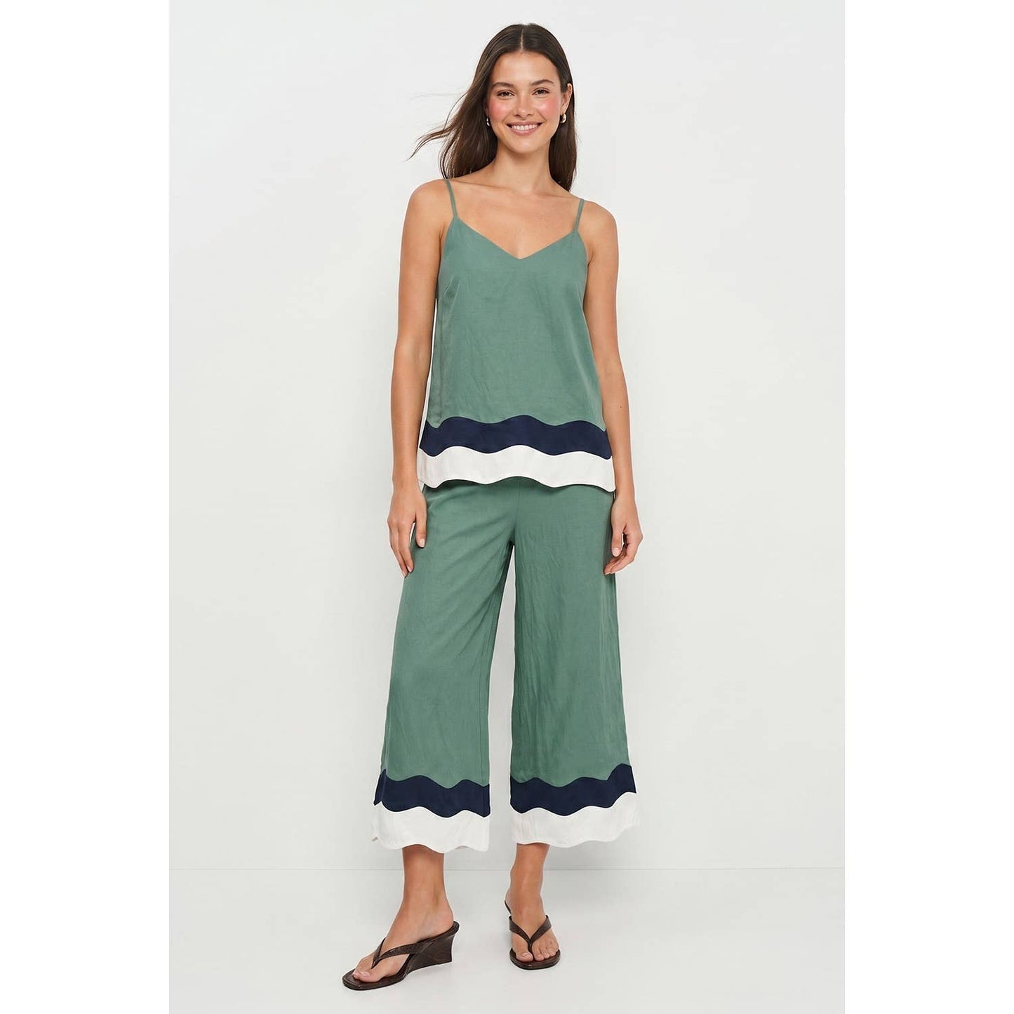 Wavy Colorblock Wide Leg Pants: Dark Navy / S
