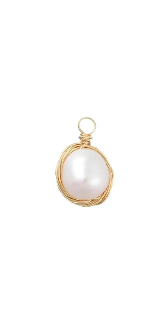 TCB Baroque Keshi Pearl Charm