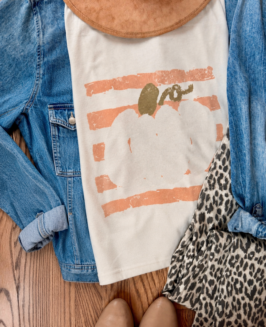 Stripe Pumpkin Fall Graphic Tee