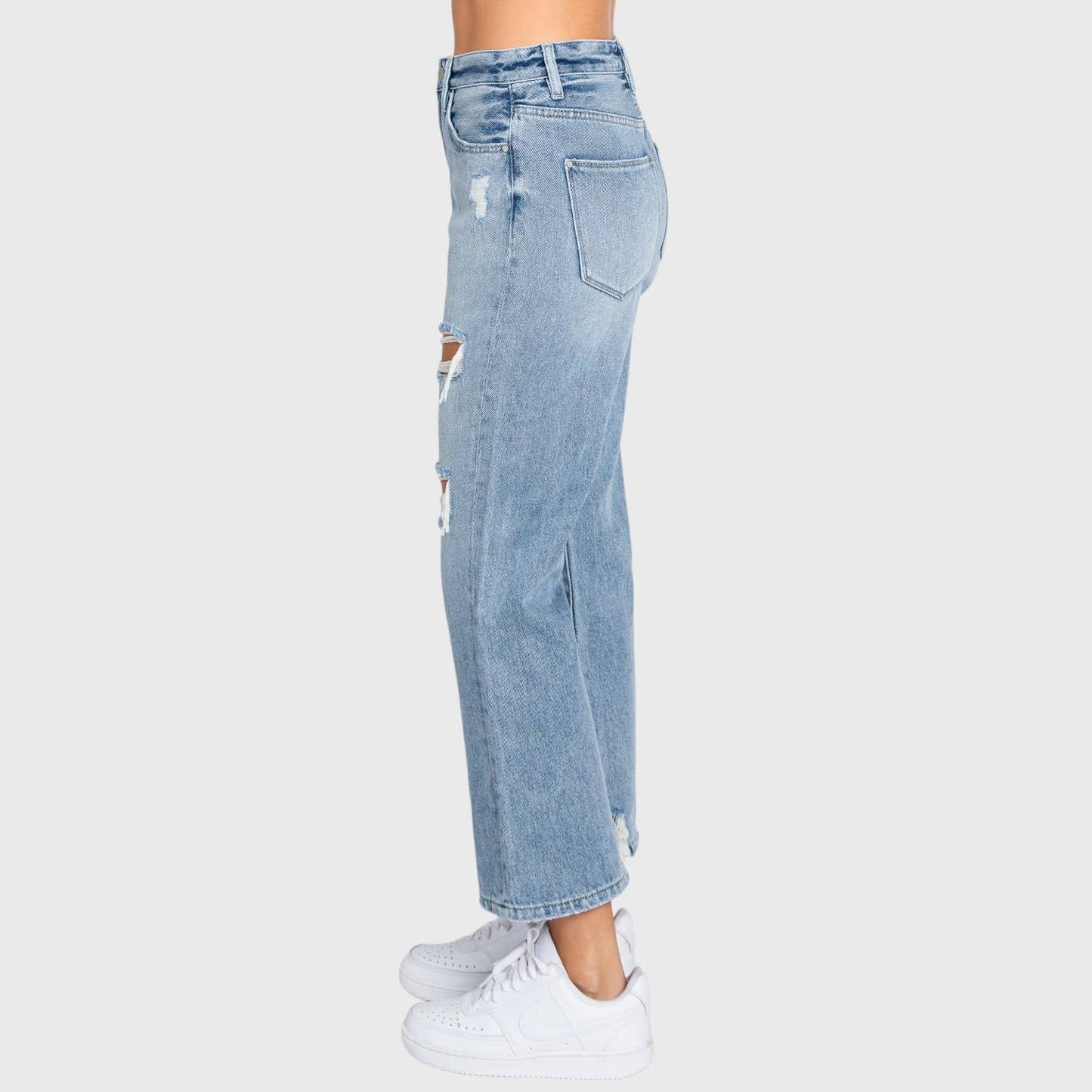 DISTRESSED HIGH RISE RIGID VINTAGE CROPPED JEAN