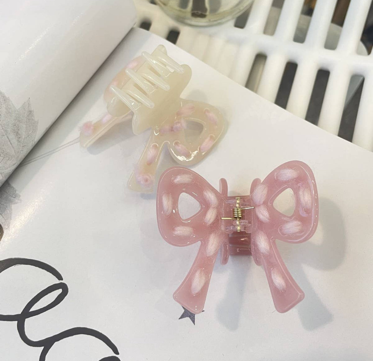 CUTE BOW HAIR CLAW CLIP