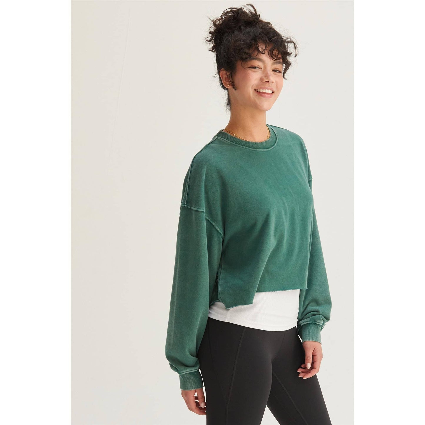 CROPPED CREWNECK SWEATSHIRT WITH RAW HEM