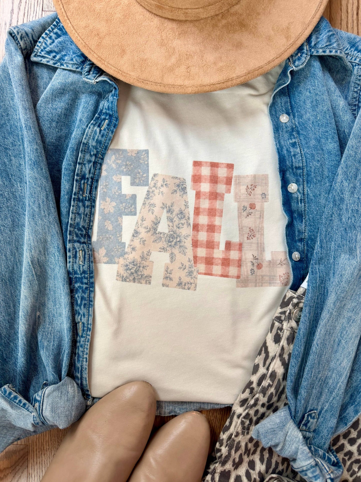 Plaid Fall Graphic Tee: S