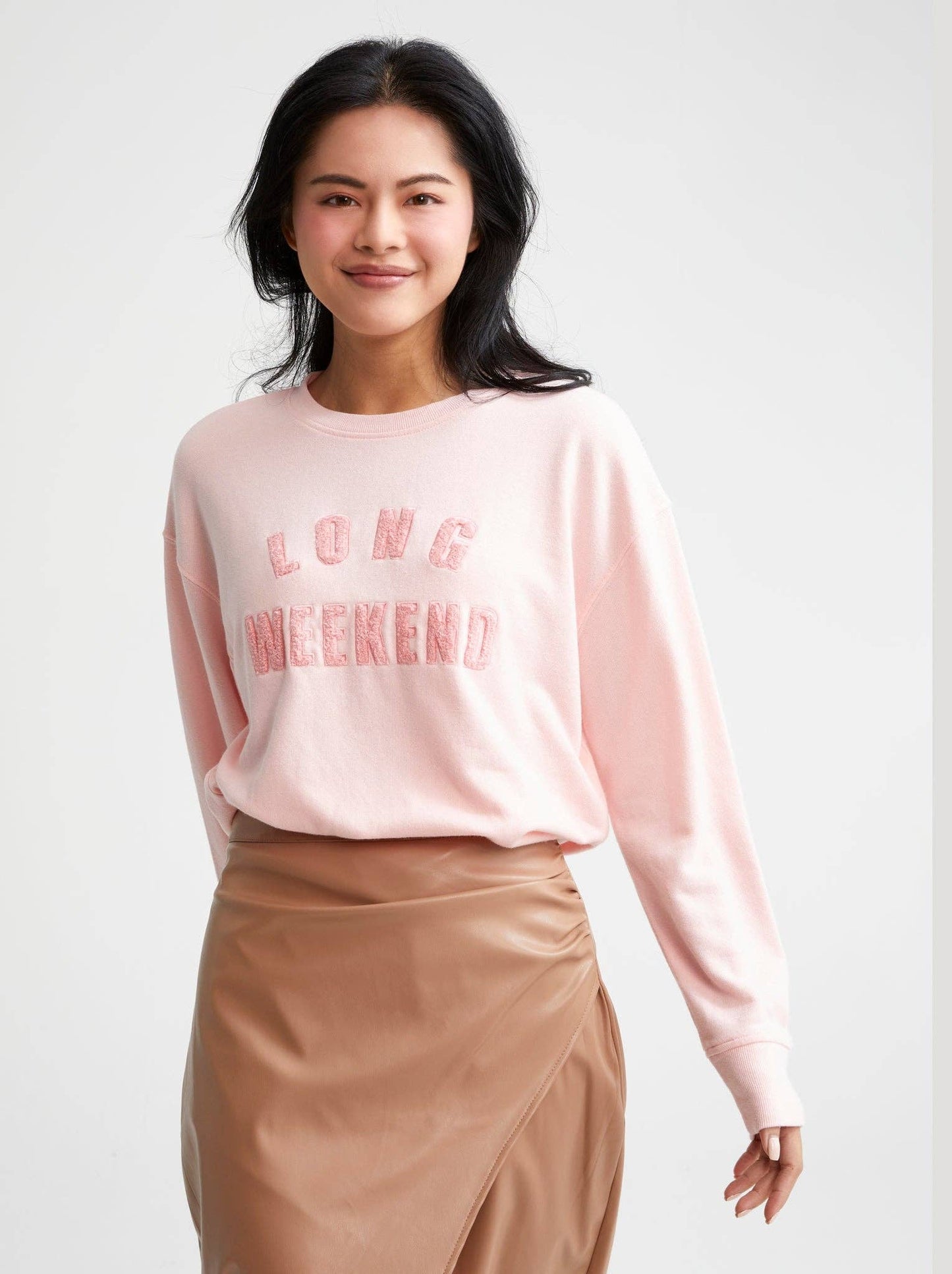 "LONG WEEKEND" SWEATSHIRT: ROSE