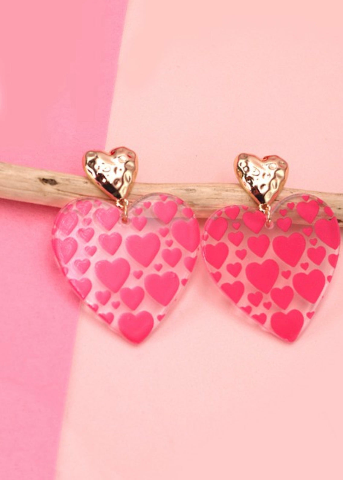 Acrylic Heart Hammered Post Earring