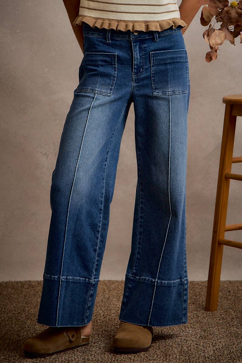 MID RISE FLARE PIN TUCK  BOTTOM DENIM JEANS WITH FRONT PATCH
