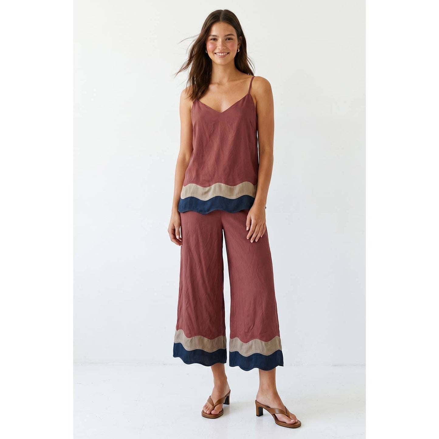 Wavy Colorblock Wide Leg Pants: Dark Navy / S