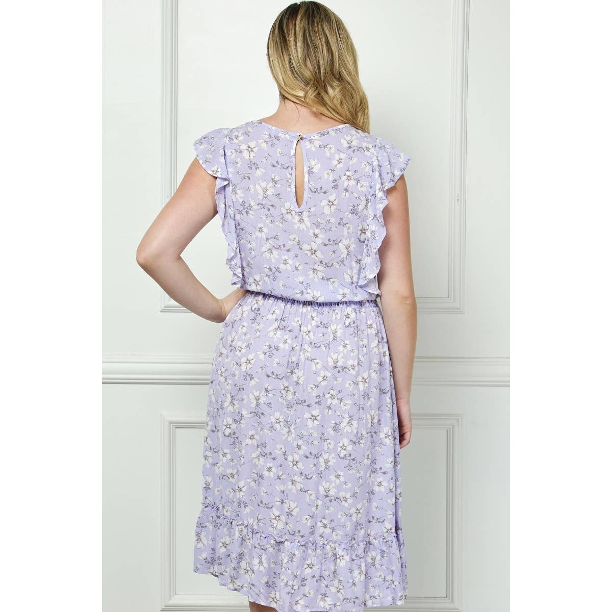 Plus Size Vintage Floral Flutter Midi Dress: Lilac