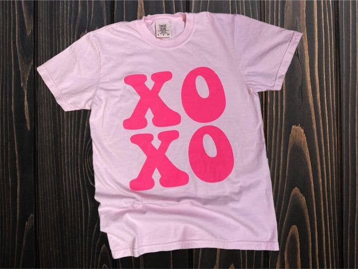 XOXO Graphic Tee