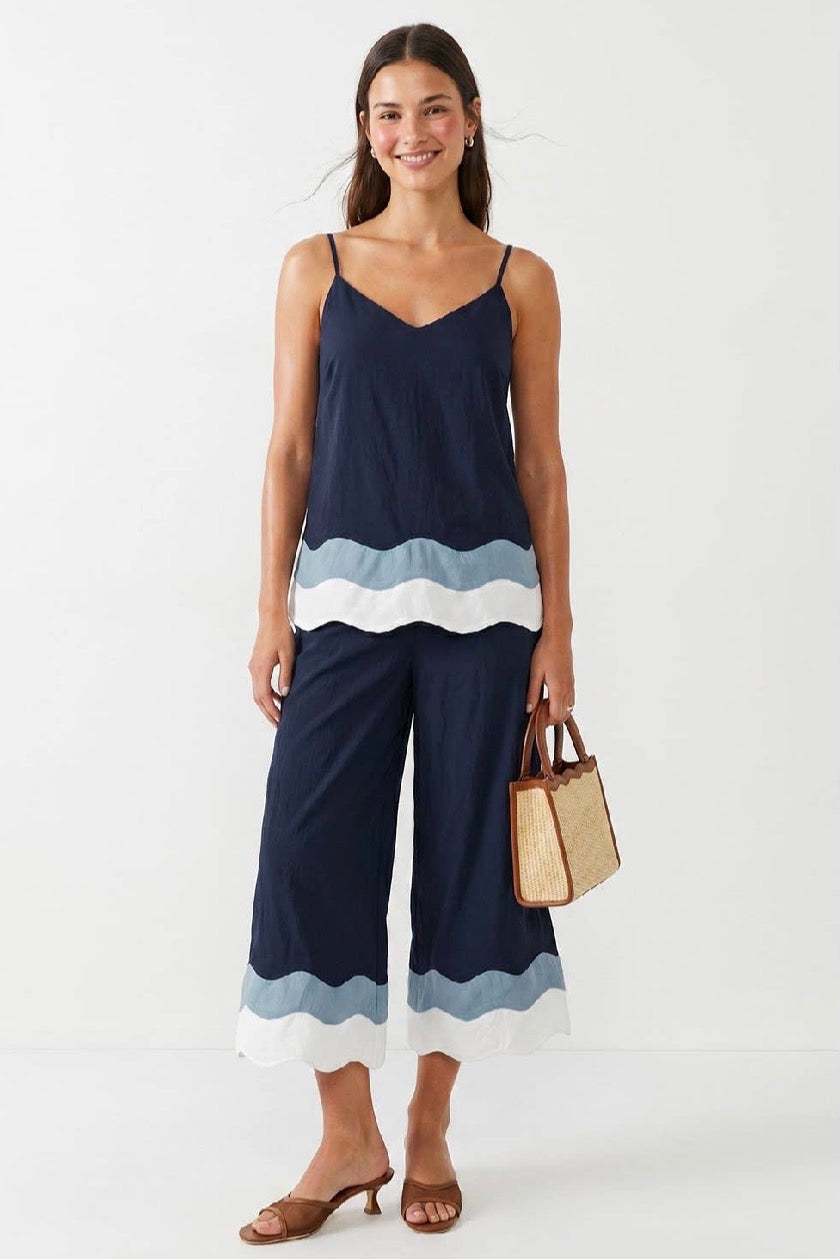 Wavy Colorblock V-neck Set: Dark Navy