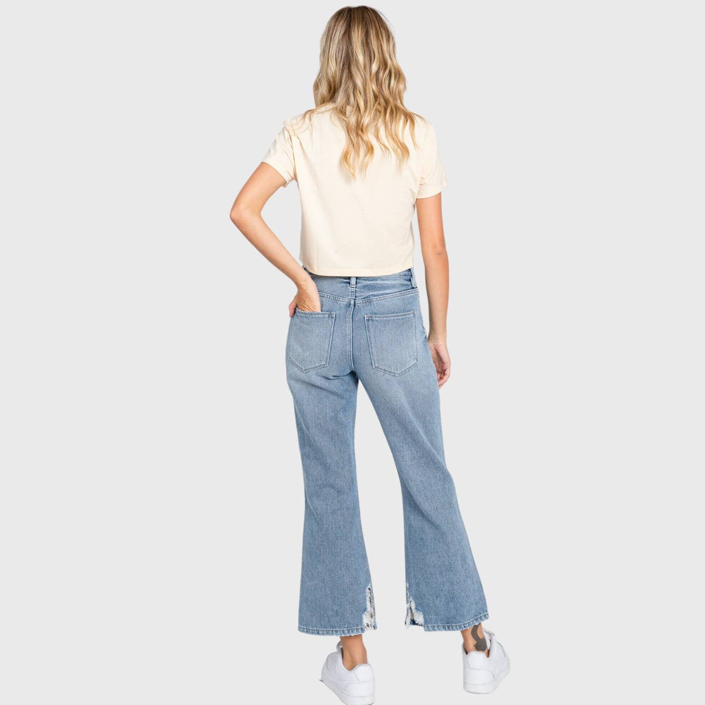 DISTRESSED HIGH RISE RIGID VINTAGE CROPPED JEAN