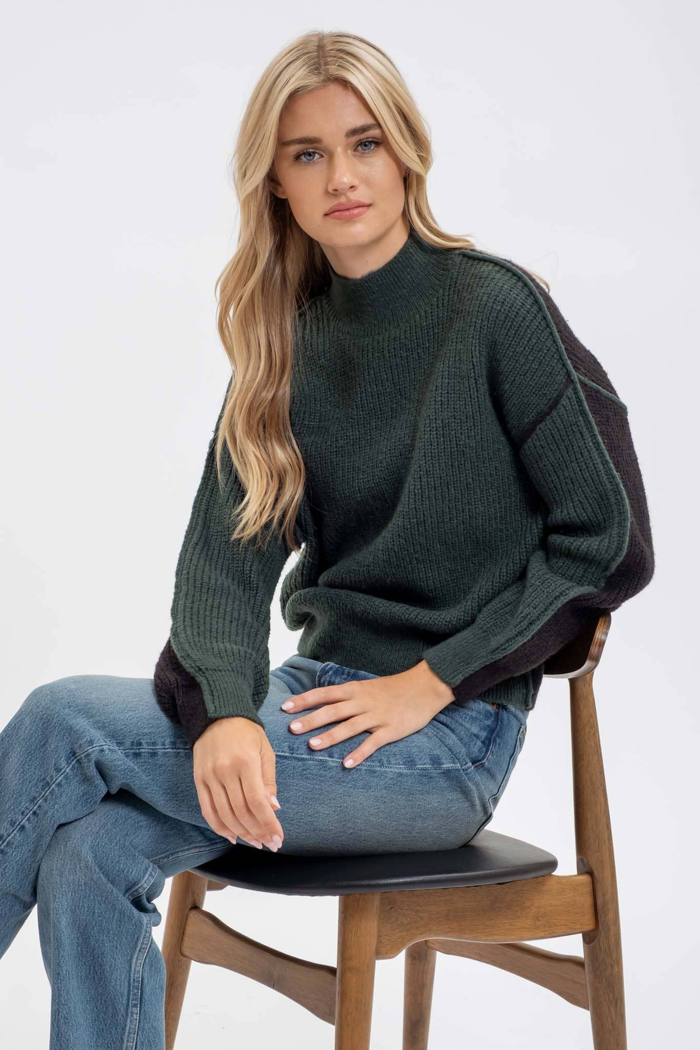 COLORBLOCK MOCK NECK EXPOSED SEAM KNIT SWEATER