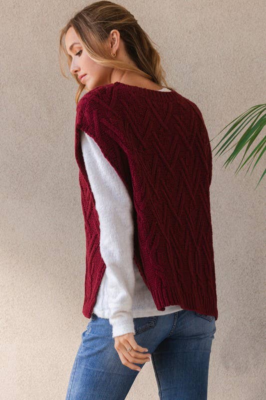 WINE CABLE KNIT VEST