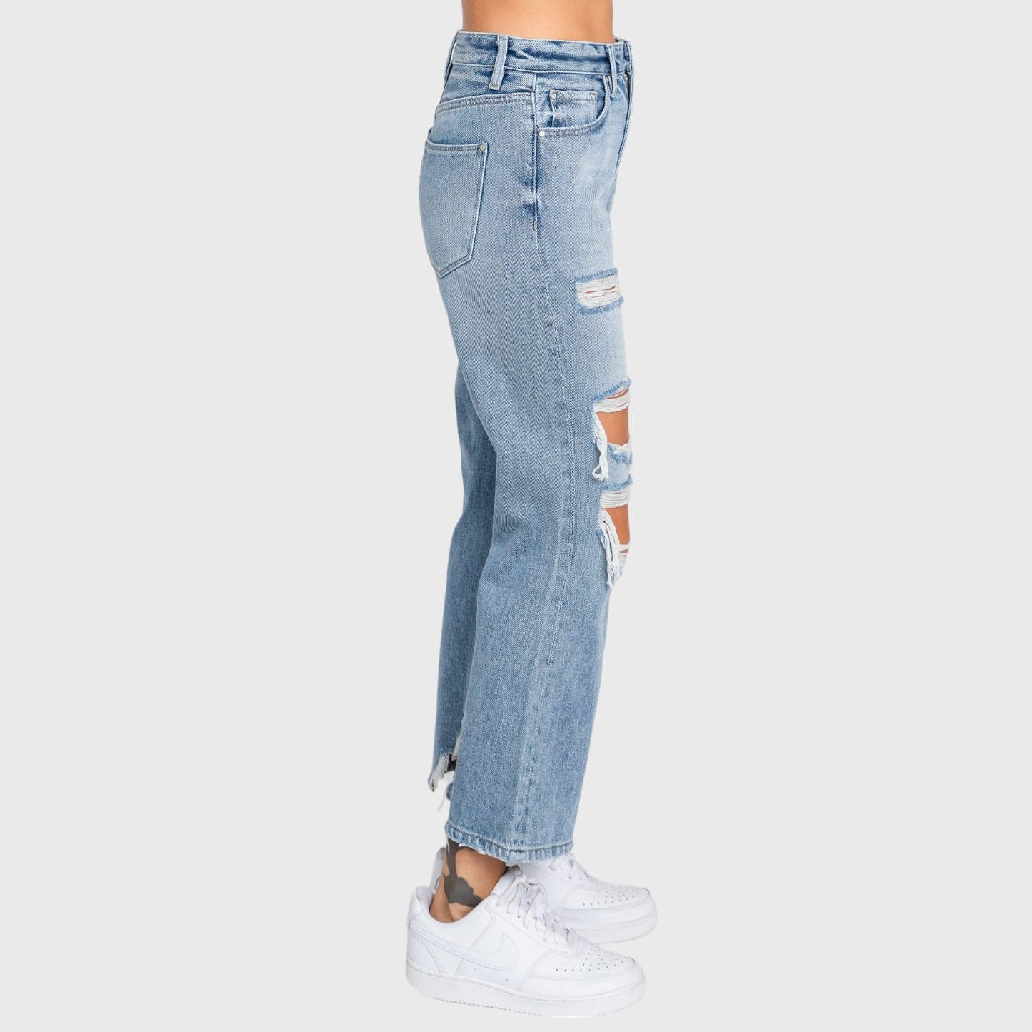 DISTRESSED HIGH RISE RIGID VINTAGE CROPPED JEAN